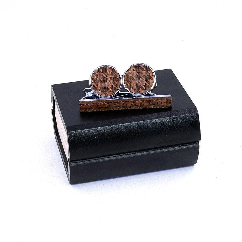 boutons et pince en bois TC009-C