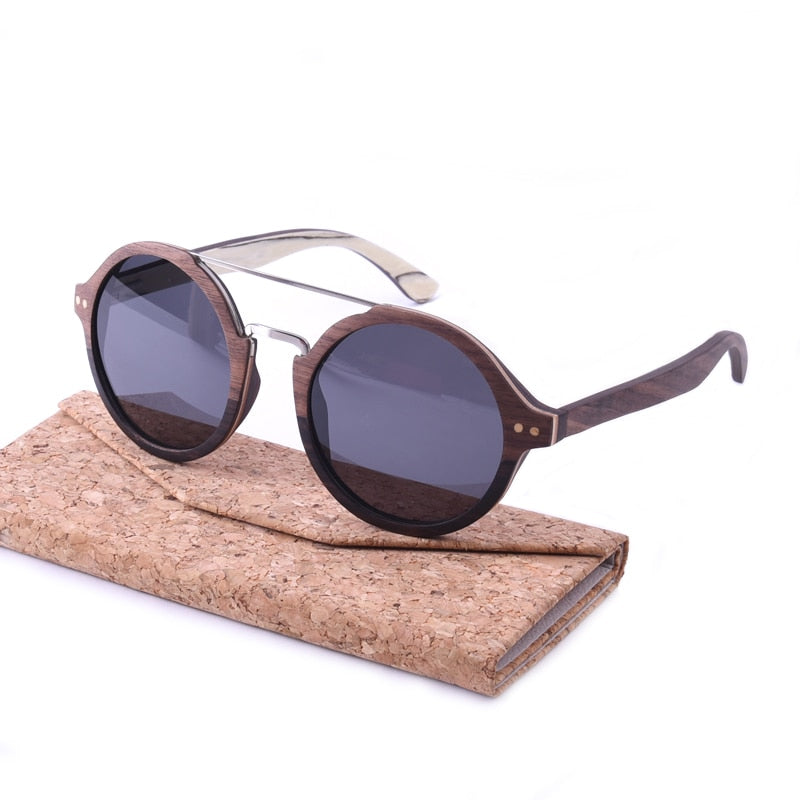 |73:193#black with case;71:200003699#walnut ebony