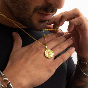 Collier pendentif boussole